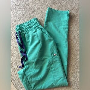 Figs surgical green Yola scrub pants